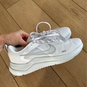 Nike white and silver workout running shoes